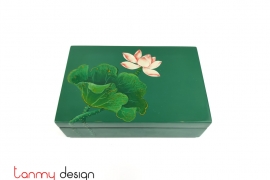 Small rectangular green lacquer box hand-painted with the one lotus 11*17*H5cm